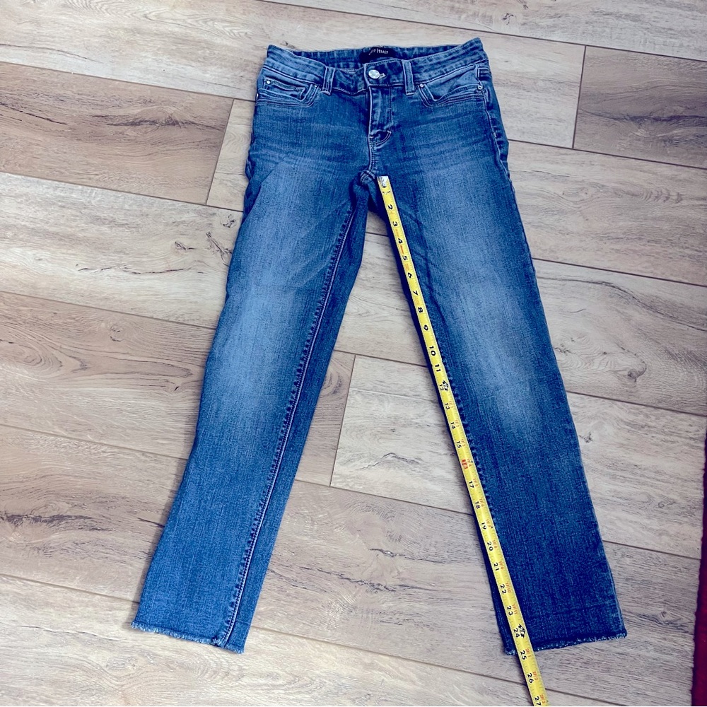 Woman’s size 00 jeans